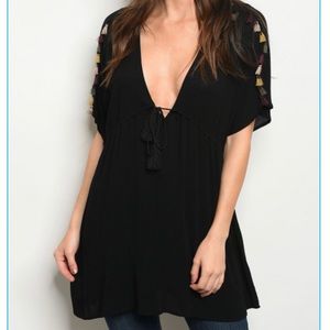 ✨BLACK TASSEL TUNIC W/ADJUSTABLE TIE MULTICOLOR